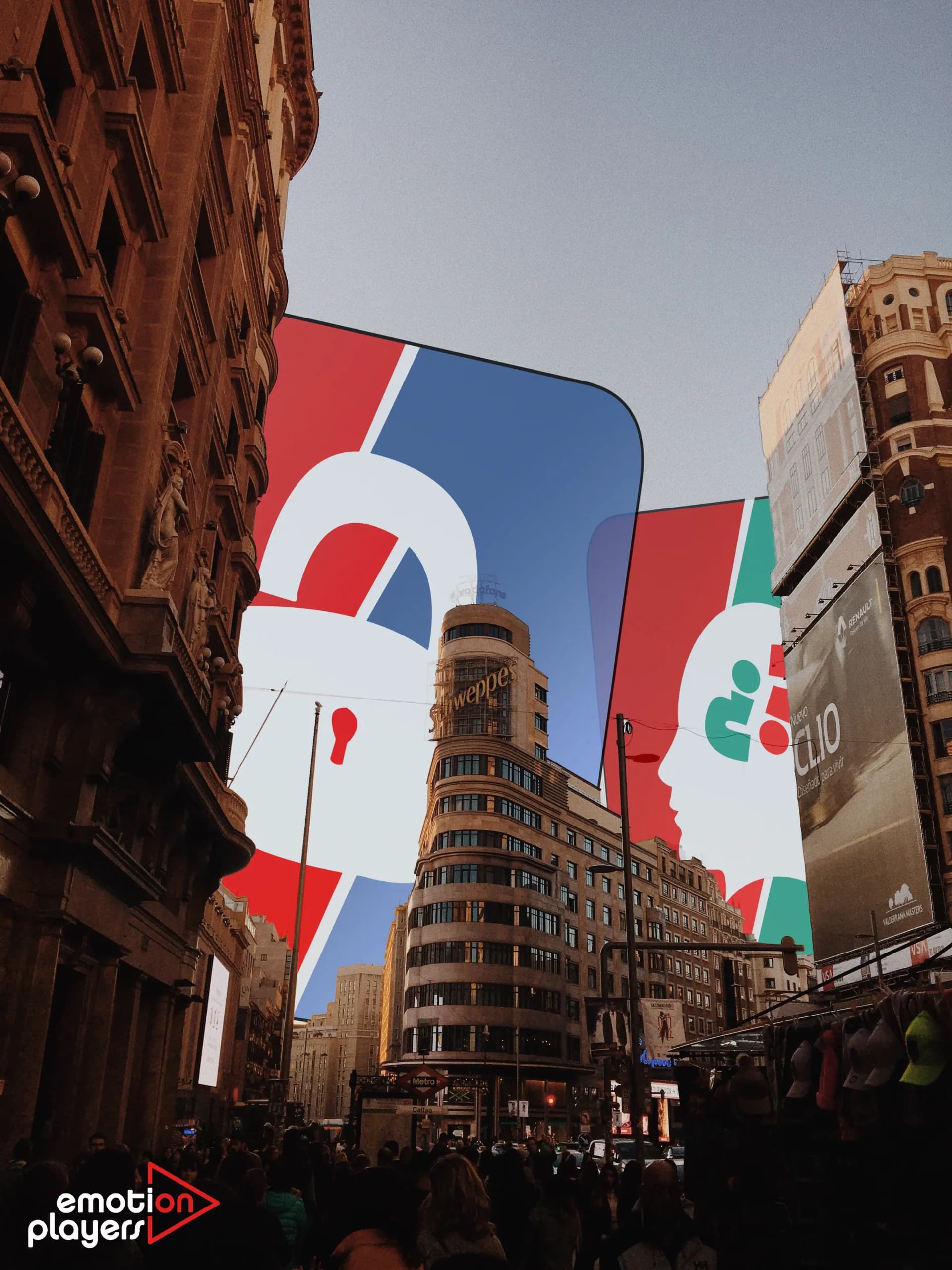 Gran Vía de Madrid con los juegos de Emotion Players